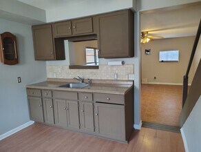 4970 Kathy Dr, Unit Apartment in Corpus Christi, TX - Building Photo - Building Photo