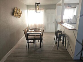 96 E. Palomar in Chula Vista, CA - Building Photo - Building Photo