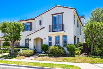 5142 Pearce Dr in Huntington Beach, CA - Foto de edificio - Building Photo