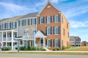 1232 Old Trail Dr in Crozet, VA - Building Photo