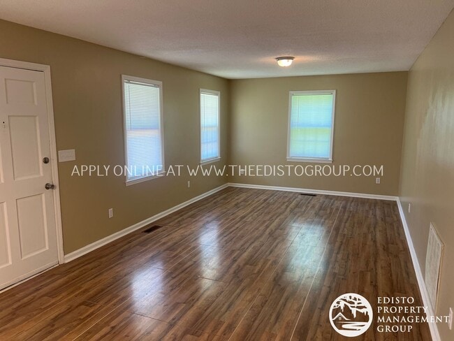 642 Medway Dr in Orangeburg, SC - Building Photo - Building Photo
