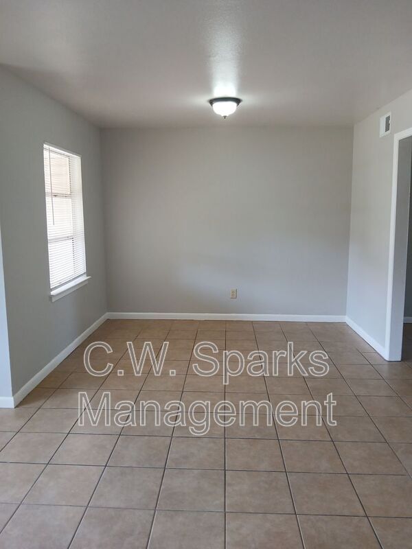 635 Highfall Dr in Dallas, TX - Building Photo - Building Photo