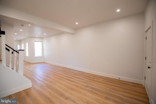 property at 1644 Point Breeze Ave