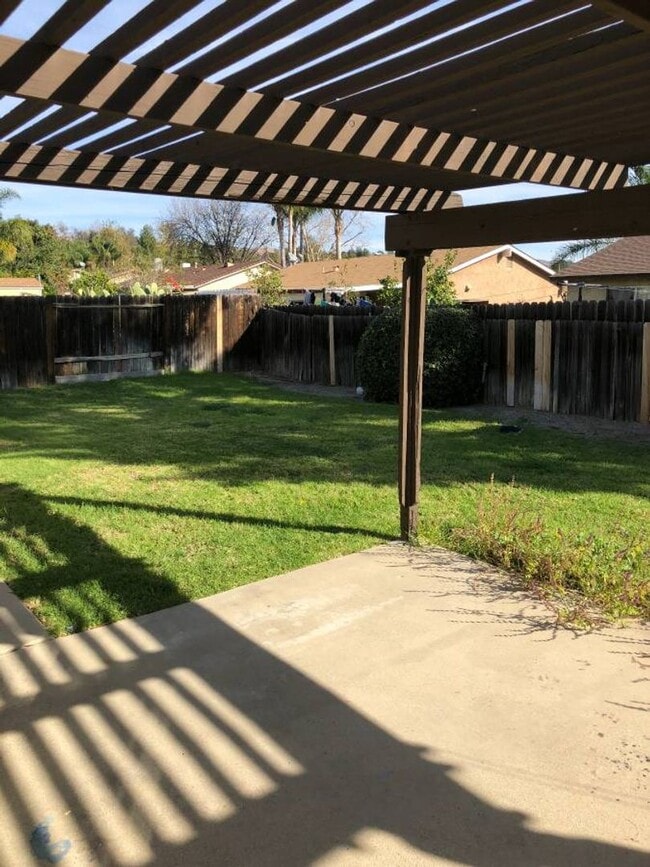 property at 6414 N Berkeley Cir