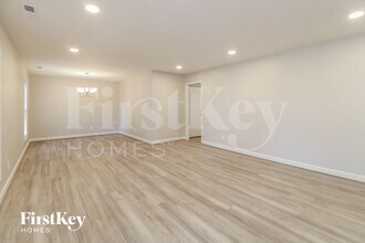 7853 Beech Forest Rd in Lewisville, NC - Building Photo - Building Photo