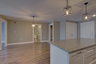 60 Lian St in Fredericton, NB - Building Photo - Building Photo