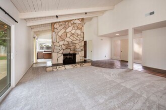5076 Walnut Park Dr in Santa Barbara, CA - Building Photo - Building Photo