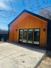 717 Loma St in Redding, CA - Foto de edificio - Building Photo