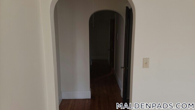 349 Pleasant St in Malden, MA - Building Photo - Building Photo