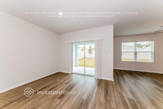 8017 Majestic Palms Ct in Venice, FL - Building Photo - Building Photo