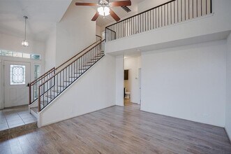 10837 Worn Sole Dr in Austin, TX - Building Photo - Building Photo