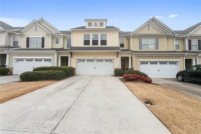 6095 Apple Rose Dr in Alpharetta, GA - Foto de edificio - Building Photo