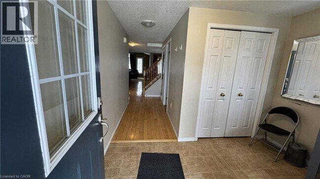 559 Violet St in Waterloo, ON - Building Photo - Building Photo