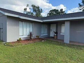11331 Cardiff Dr in Orlando, FL - Foto de edificio - Building Photo