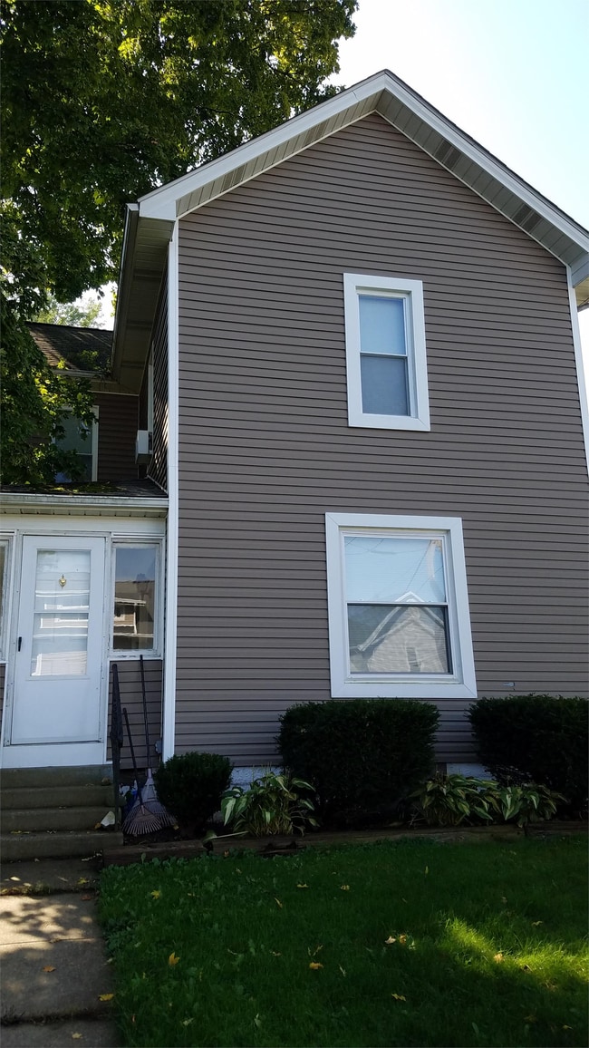 412 Park St in Orrville, OH - Building Photo - Building Photo