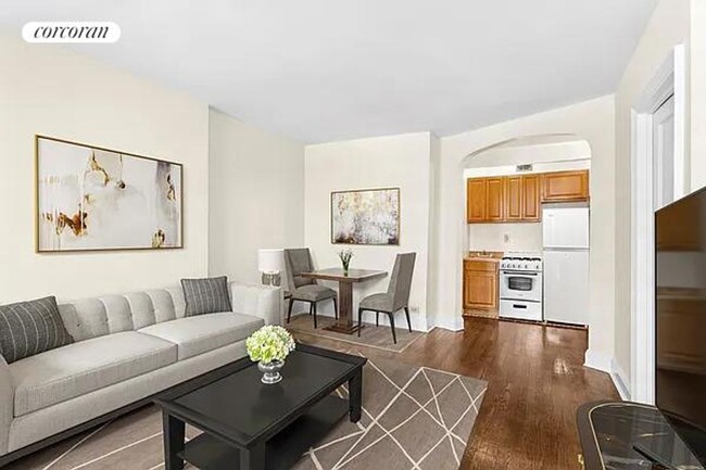 336 E 30th St in New York, NY - Building Photo - Building Photo