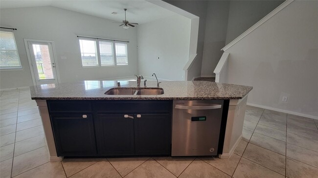 property at 6028 Pearland Pl