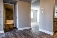 Building Photo - Modena Apartments in Phoenix, Arizona