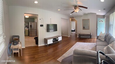 445 Brookside Ave in Ocean Township, NJ - Building Photo - Building Photo