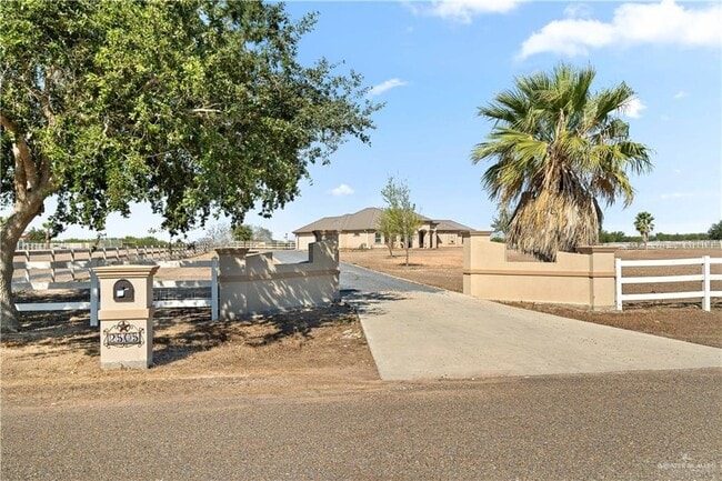22 Horizon Trail in Edinburg, TX - Building Photo - Building Photo