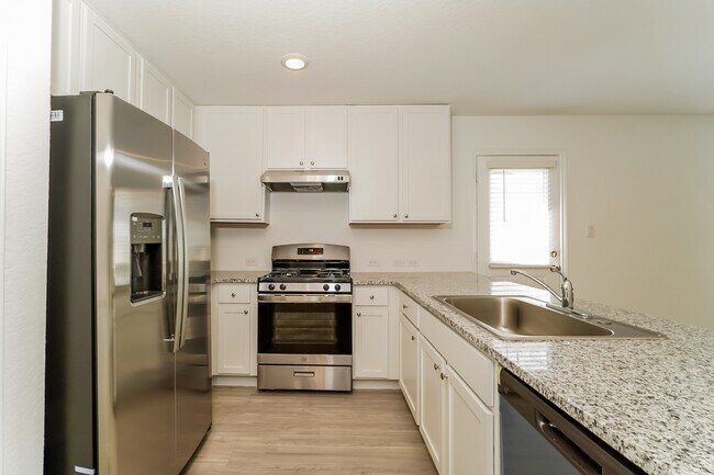 8831 Barrow Path in Converse, TX - Building Photo - Building Photo