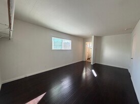 3232 14th Ave in Oakland, CA - Building Photo