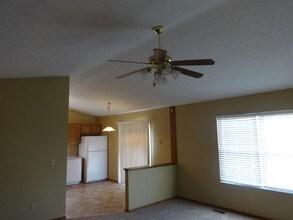 15 Glengary Dr in Delaware, OH - Building Photo - Building Photo