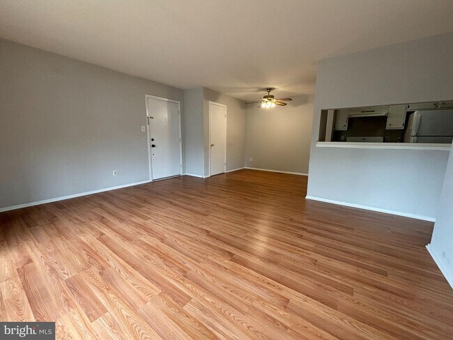 1509 Woodhollow Dr in Marlton, NJ - Building Photo - Building Photo