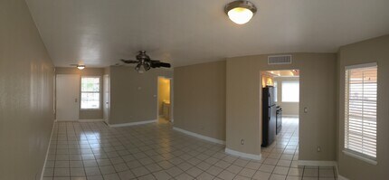 7108 Cornflower Dr in Las Vegas, NV - Building Photo - Building Photo