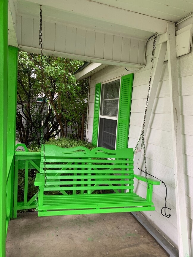 1913 Marquita St in Waco, TX - Building Photo - Building Photo