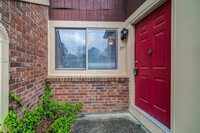 37 Country Pl Ct in Alpharetta, GA - Foto de edificio - Building Photo