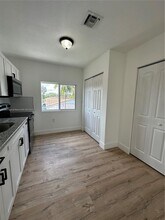 3123 NW 22nd Ct in Miami, FL - Foto de edificio - Building Photo