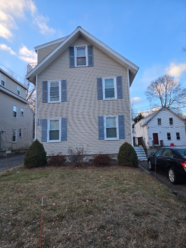 68 Pearl St in Middleboro, MA - Foto de edificio - Building Photo