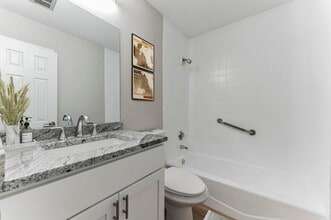 Eagle Rock Apartments at Framingham in Framingham, MA - Building Photo - Building Photo