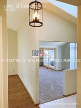 10936 SE Henderson Dr in Portland, OR - Building Photo - Building Photo