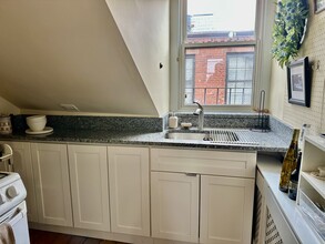 32 Irving St in Boston, MA - Building Photo - Building Photo