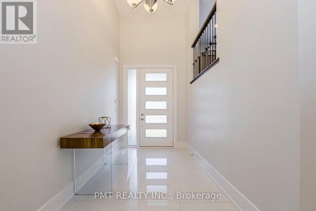 955 Eighth St in Mississauga, ON - Building Photo - Building Photo