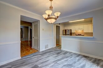 6520 Roswell Rd in Sandy Springs, GA - Building Photo - Building Photo