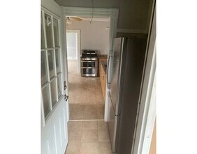 10 Watson Ave-Unit -2 in Worcester, MA - Foto de edificio - Building Photo