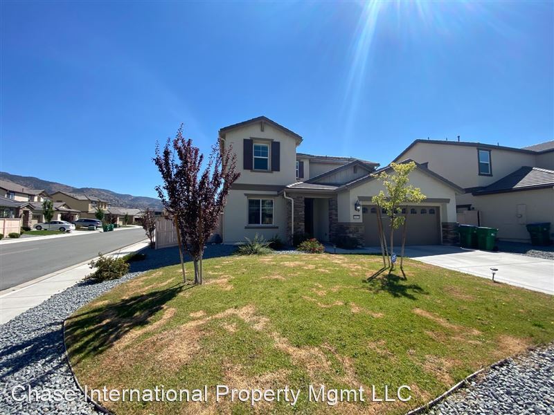 10620 Brittany Park Dr in Reno, NV - Building Photo