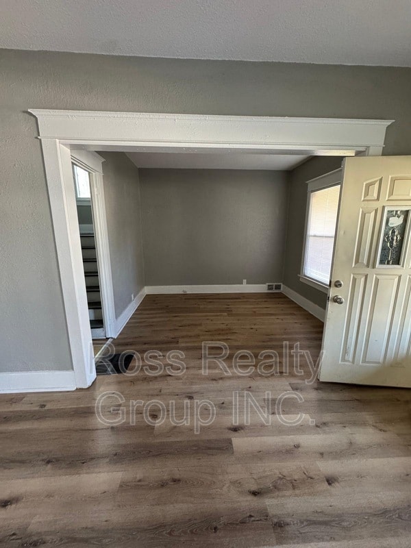property at 3306 Franklin Ave