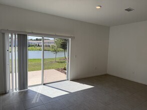 3624 Landing Net Dr in Kissimmee, FL - Foto de edificio - Building Photo