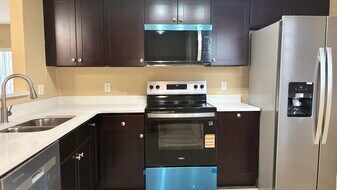 1103 Golden Lakes Blvd in West Palm Beach, FL - Building Photo