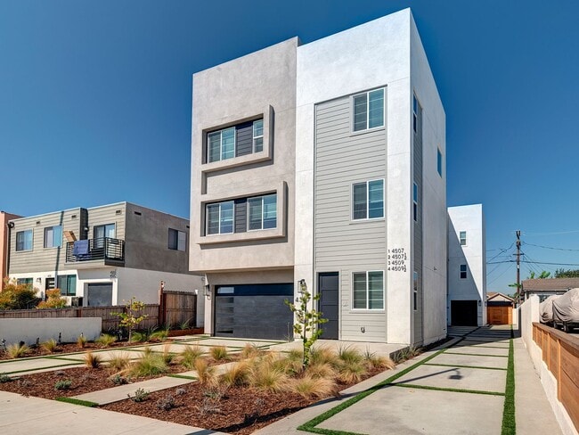 4507 Saturn St in Los Angeles, CA - Building Photo - Building Photo
