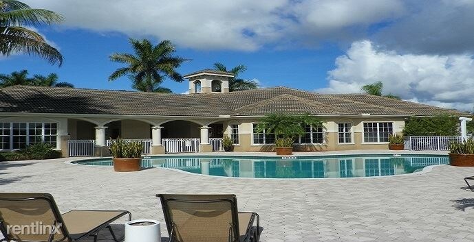 8875 Okeechobee Blvd-Unit -Unit 100 in West Palm Beach, FL - Building Photo