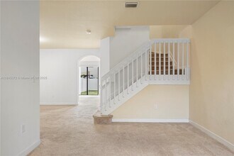 3366 W 90th Terrace in Hialeah, FL - Building Photo - Building Photo