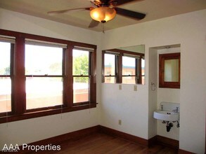 330 W 4th St-Unit -Apt 2 in Chico, CA - Building Photo - Building Photo