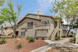 5710 E Tropicana Ave in Las Vegas, NV - Building Photo