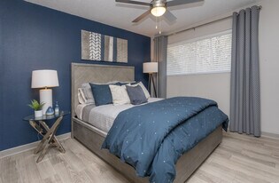 Sands on Beach in Jacksonville, FL - Building Photo