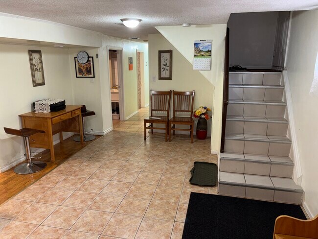 219 Pellatt Av in Toronto, ON - Building Photo - Building Photo